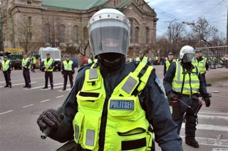 Права эстонских полицейских