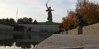 Волгоград-Мамаев курган-Астрахань-лотосы. Автобус